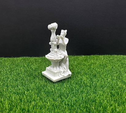 Загадочный фонтан «Дама с букетом» для макетов и диорам 