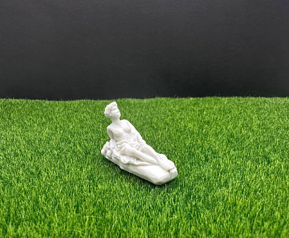 Мини статутя "Хмурое утро" для макетов и диорам